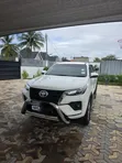 Toyota Fortuner 2024 White - 4