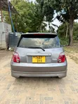 Toyota IST 2004 Gray - 2