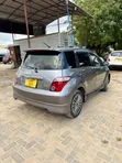 Toyota IST 2004 Gray - 3