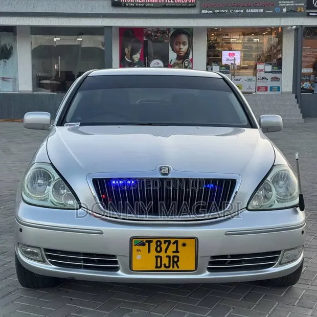 Toyota Brevis 2004 Silver - 1