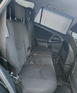 Toyota Vanguard 2010 Black