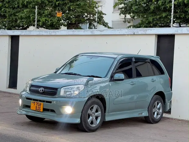 Toyota RAV4 2005 Green - 1
