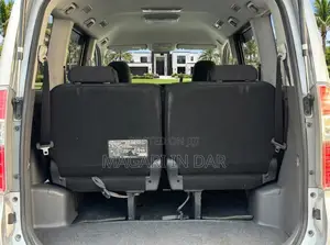 Toyota Noah 2008 Nyeupe