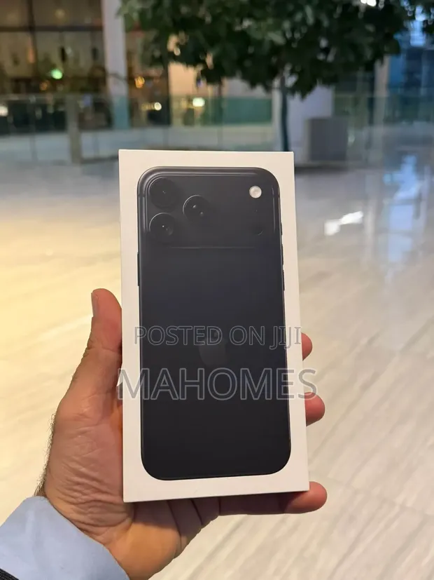 New Apple iPhone 18 Pro 512GB Black - 1