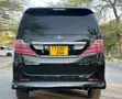 Toyota Vellfire 2010 Nyeusi - 2