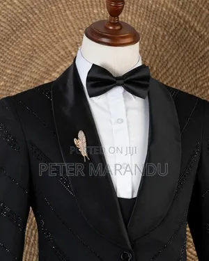 Suti ya Joselino Premium Nyeusi ya Crystal (Vipande Vitatu)