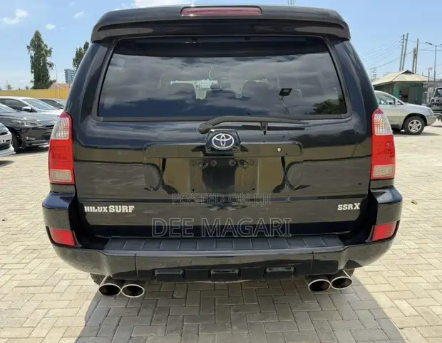 Toyota Hilux Surf 2007 Black - 1
