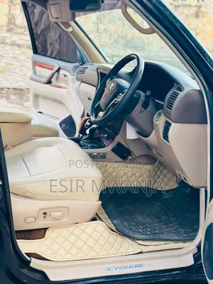 Toyota Land Cruiser 2000 Nyeusi