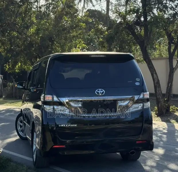 Toyota Vellfire V 2.4 FWD 7-Seater 2008 - 1