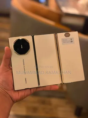 New Huawei Mate XT Ultimate Design 1TB White