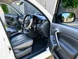 Toyota RAV4 2001 Nyeupe - 2