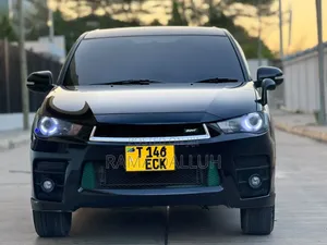 Mitsubishi Outlander 2010 Nyeusi