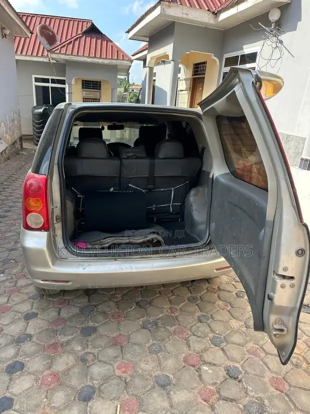 Toyota Raum 2007 Gold - 1