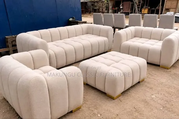 Sofa Set 3-2-1 na Pufy Inayohamishika (Inakaa Watu 7) - 1