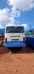 Nissan Civilian 2000 - Nyeupe - 1