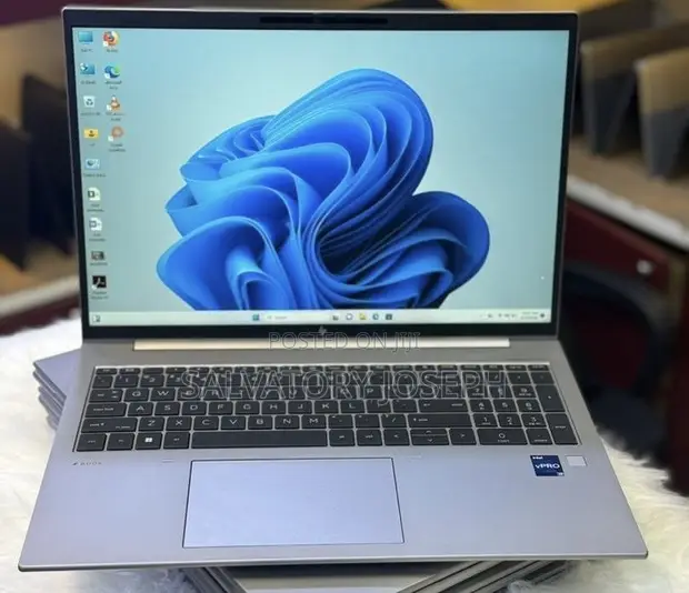HP ZBook Firefly 16 G9 Laptop - 16GB RAM, 512GB SSD - 1