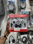 7-in-1 Wireless Gaming Pad for PC/PS2/PS3 - 2