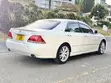 Toyota Crown 2006 Pearl - 4