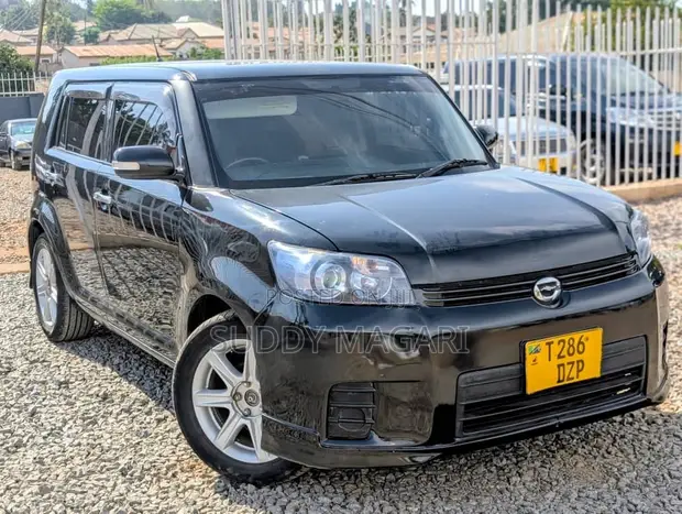 Toyota Corolla Rumion 2008 Black - 1