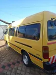 Toyota HiAce 1999 Yellow - 4