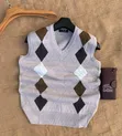 Sleeveless V-Neck Sweater Vest - 3