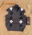 Sleeveless V-Neck Sweater Vest - 4