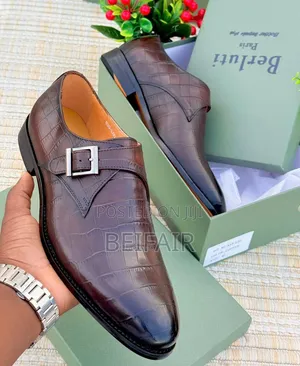 Viatu vya Wanaume vya Clarks vya Buckle Loafers
