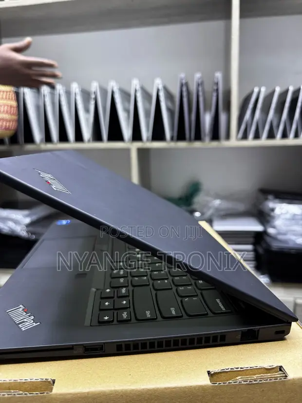 Lenovo ThinkPad P14s Gen 2 Laptop - i7, 48GB RAM, 1TB SSD - 1