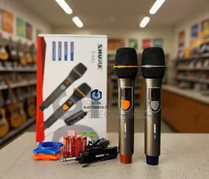 Shure T682 UHF Wireless Microphone - 80m Range, Rechargeable
