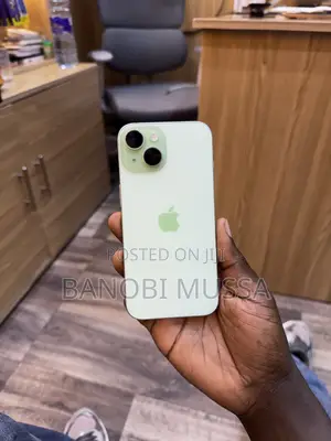 Apple iPhone 15 128GB Green