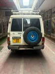 Toyota Land Cruiser 2001 White - 2