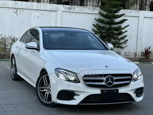 Mercedes-Benz E220 2017 White