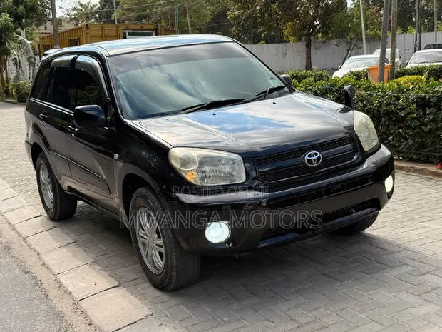 Toyota RAV4 1.8 2005 Black - 1