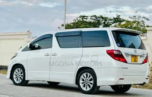 Toyota Alphard 2.4 Petrol AWD 2009