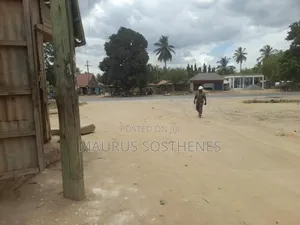 Kitalu cha Biashara kwa Mauzo - Barabara ya Morogoro, Kongowe Kibaha