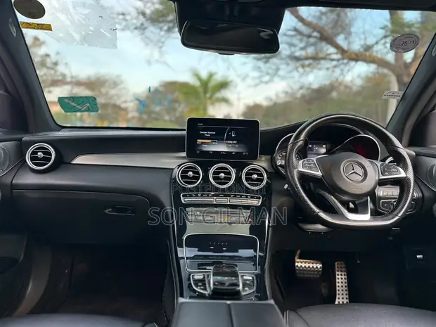 Mercedes-Benz GLC Coupe 250 4MATIC 2018 - 1