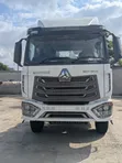 CNHTC Howo Tractor Unit 371hp Diesel - 2