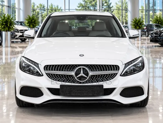 Mercedes-Benz C180 2016 Nyeupe - 1