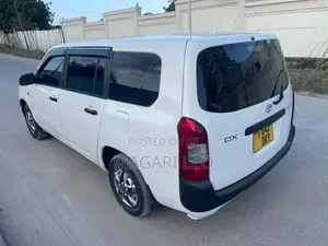 Toyota Probox 1.4 DT GL 2WD 2005 Nyeupe