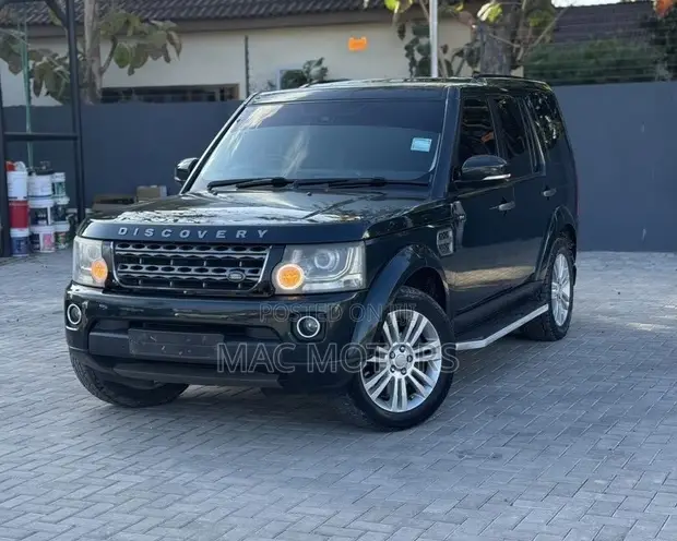 Land Rover Discovery 2015 Green - 1