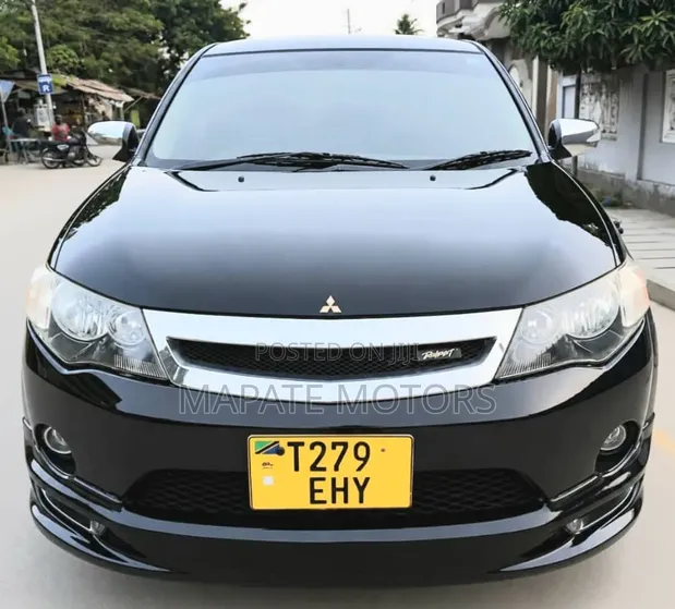 Mitsubishi Outlander Sport SE 2WD 2013 Nyeusi - 1