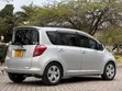 Toyota Ractis 2007 Nyeupe - 1
