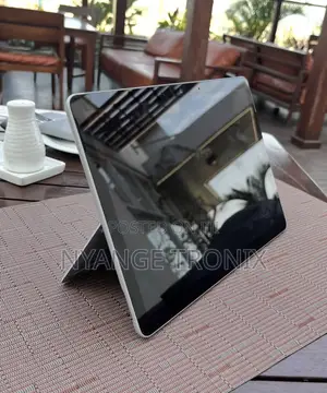 Microsoft Surface Go 2 16GB Intel Core M3 128GB SSD
