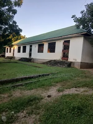 Shule Inauzwa Bagamoyo