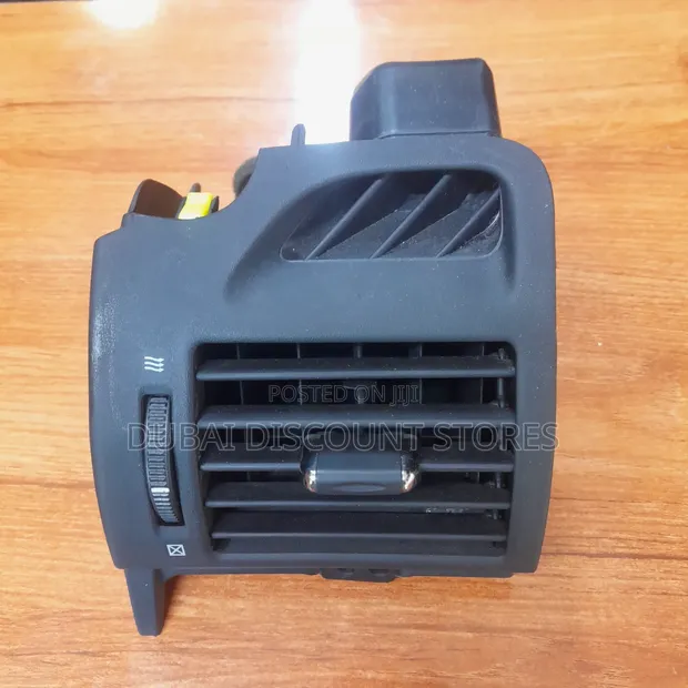 Toyota Brevis AC Vents (Left & Right) - 1