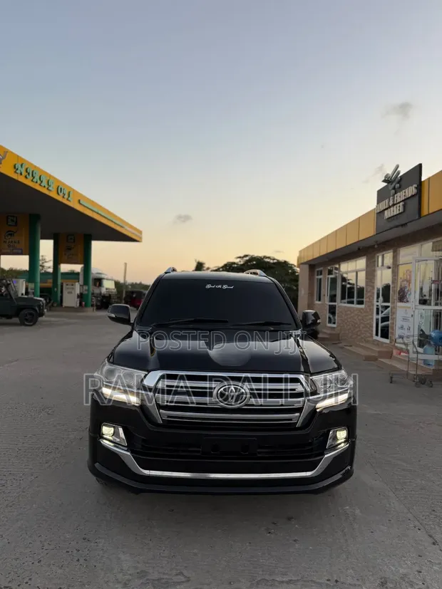 Toyota Land Cruiser VXR 2016 - 1