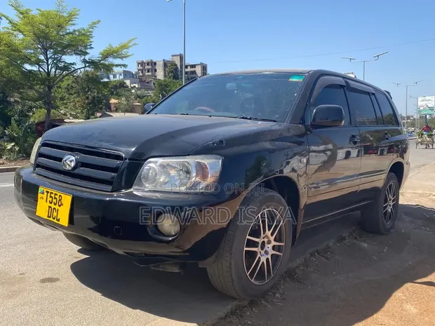 Toyota Kluger 2004 Black - 1