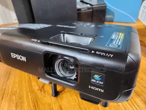 Epson EB-X03 Projector