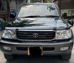 Toyota Land Cruiser 1998 Nyeusi
