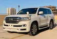Toyota Land Cruiser 4.6 V8 ZX 2018 Nyeupe - 3